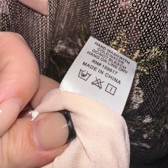 Arula women’s metallic sequin floral embroidered mini dress party formal NWT - Picture 9 of 9